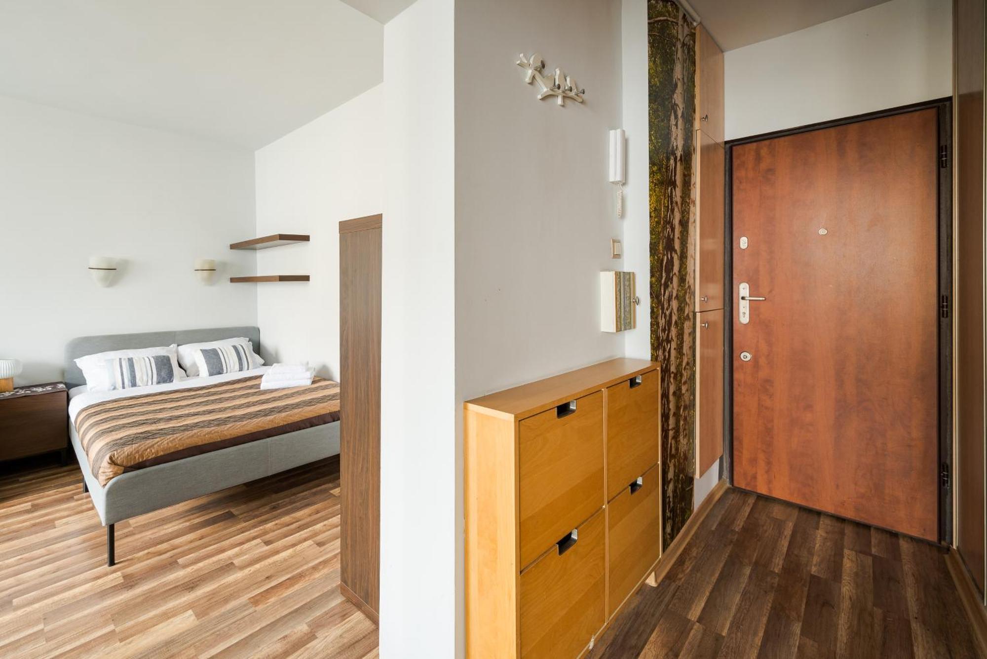 Stay With Friends In Warsaw Apartment Екстер'єр фото