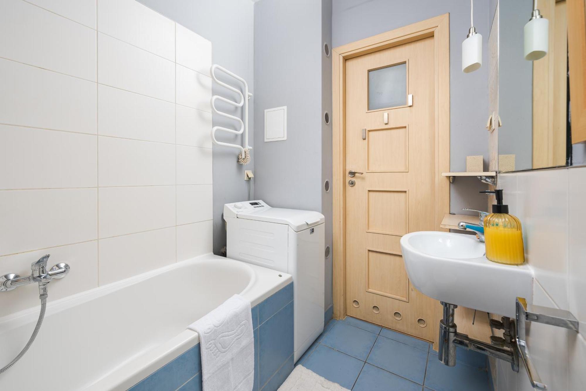 Stay With Friends In Warsaw Apartment Екстер'єр фото
